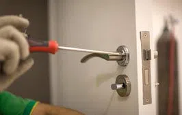 Locksmith Master Shop Davie, FL 954-366-2512 Locksmith Master Shop Davie, FL 954-366-2512 - 5-Locks-Repair